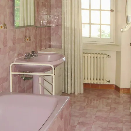 1 Bedroom With A Furnished Terrace And Swimming Pool Access! Saint-Remy-de-Provence